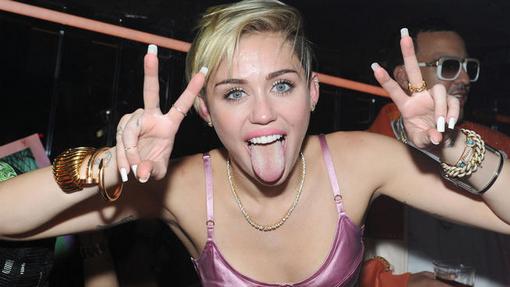 MileyAlbum1devonmeek