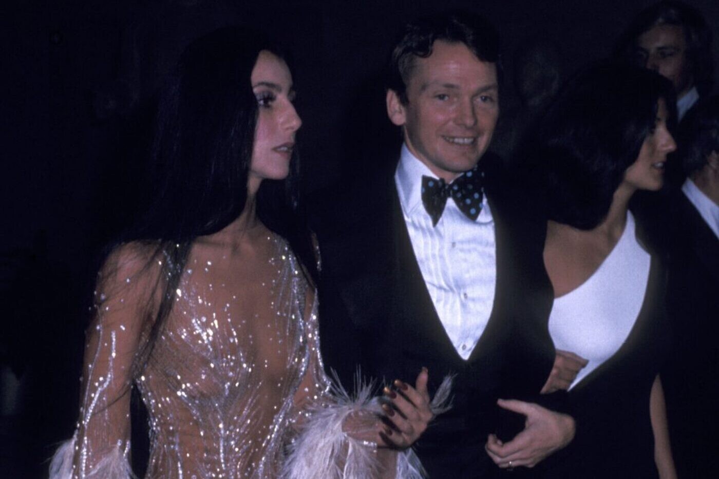 Bob Mackie: Ο σχεδιαστής των σταρ έφυγε στα 87, αφήνοντας πίσω του μια λαμπερή κληρονομιά