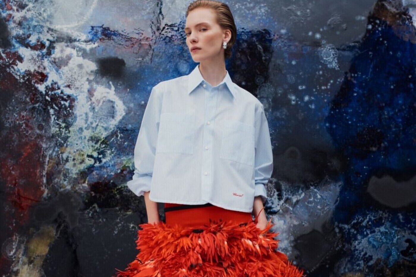 Chanel x Charvet: Η νέα συμμαχία της γαλλικής πολυτέλειας διαφυλάσσει την τέχνη του savoir-faire