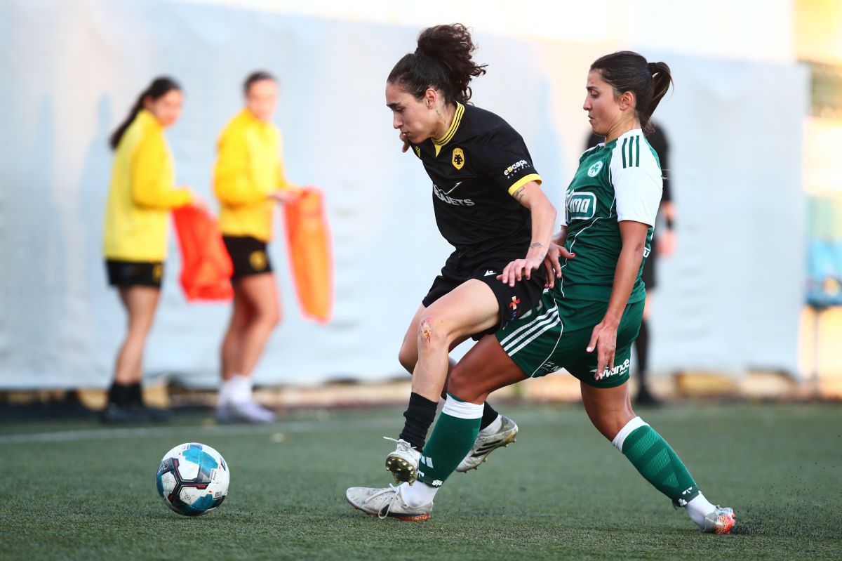 Έ&rho;&epsilon;&upsilon;&nu;&alpha;-&sigma;&omicron;&kappa; &tau;&eta;&sigmaf; FIFPRO: &Mu;ί&alpha; &sigma;&tau;&iota;&sigmaf; &tau;έ&sigma;&sigma;&epsilon;&rho;&iota;&sigmaf; &pi;&alpha;ί&kappa;&tau;&rho;&iota;&epsilon;&sigmaf; &alpha;&nu;&alpha;&gamma;&kappa;ά&zeta;&epsilon;&tau;&alpha;&iota; &nu;&alpha; &kappa;ά&nu;&epsilon;&iota; &delta;&epsilon;ύ&tau;&epsilon;&rho;&eta; &delta;&omicron;&upsilon;&lambda;&epsilon;&iota;ά