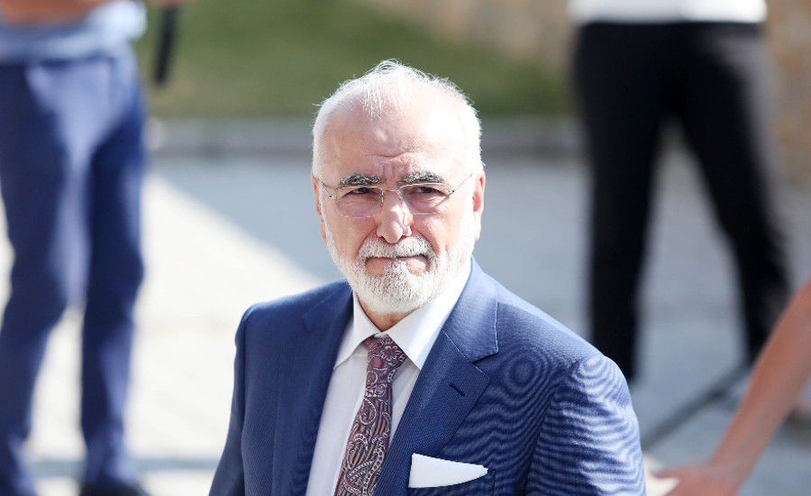 Πώς η συμμαχία Σόλακ - Βαρδινογιάννη επηρεάζει το τηλεοπτικό τοπίο και την απόφαση του ΠΑΟΚ