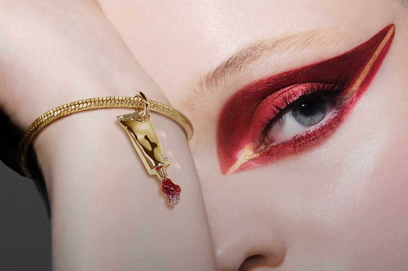 Pandora X Pat McGrath: Όταν η ομορφιά συνομιλεί με το κόσμημα