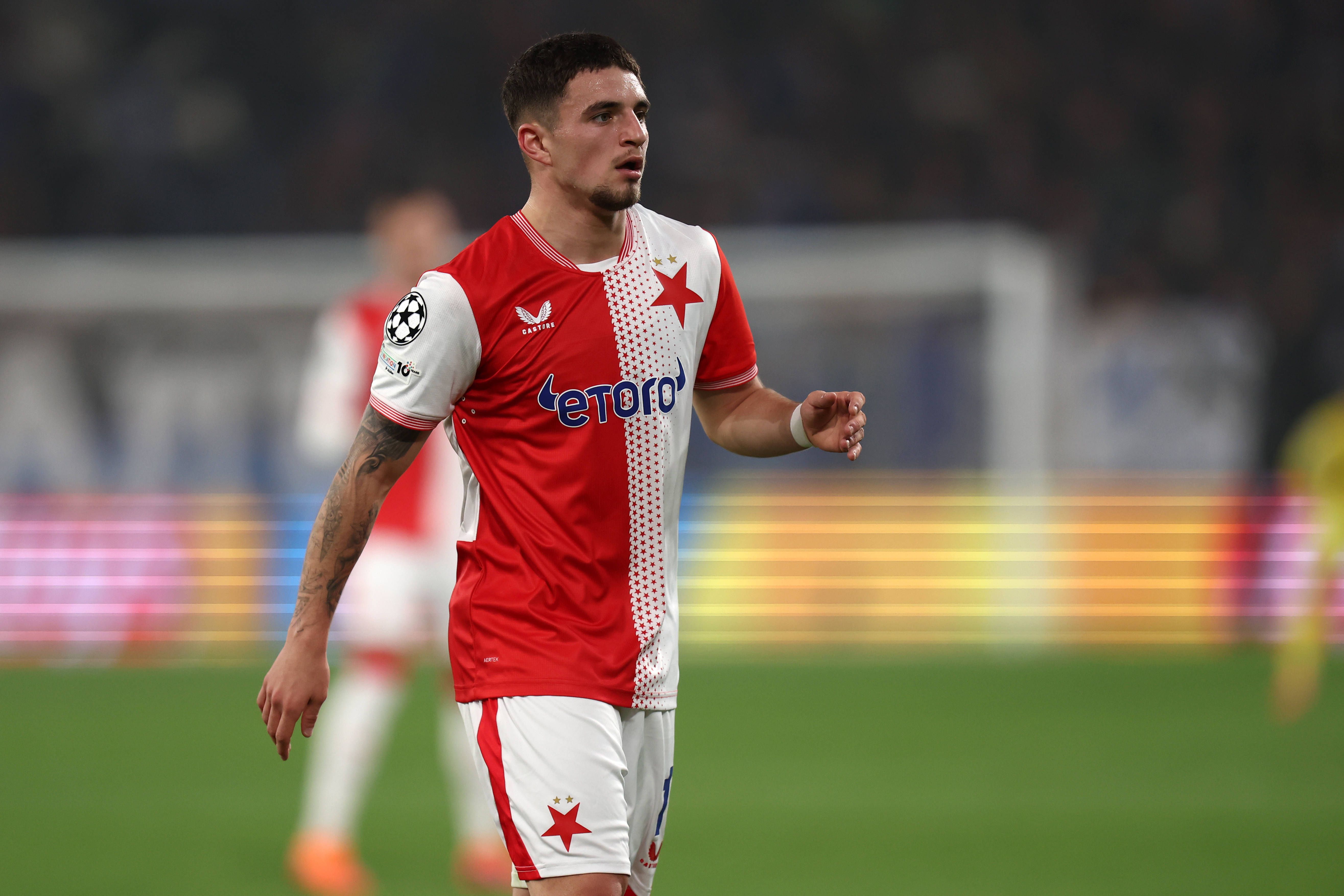 &laquo;Starboy became a Starman&raquo;: &Tau;&omicron; &alpha;&phi;&iota;έ&rho;&omega;&mu;&alpha; &tau;&eta;&sigmaf; &Sigma;&lambda;ά&beta;&iota;&alpha; &Pi;&rho;ά&gamma;&alpha;&sigmaf; &sigma;&tau;&omicron;&nu; &Zeta;&alpha;&phi;&epsilon;ί&rho;&eta; (vid)