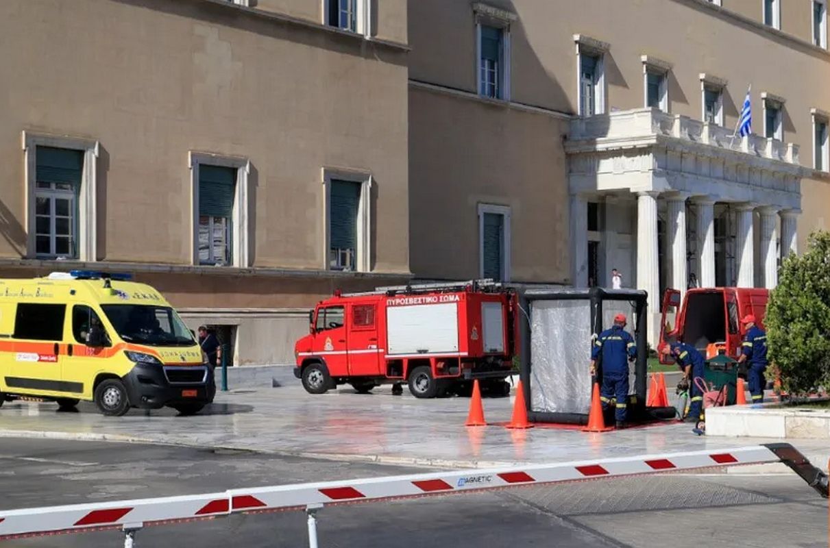 Βουλή: Συναγερμός στις Αρχές για ύποπτο φάκελο