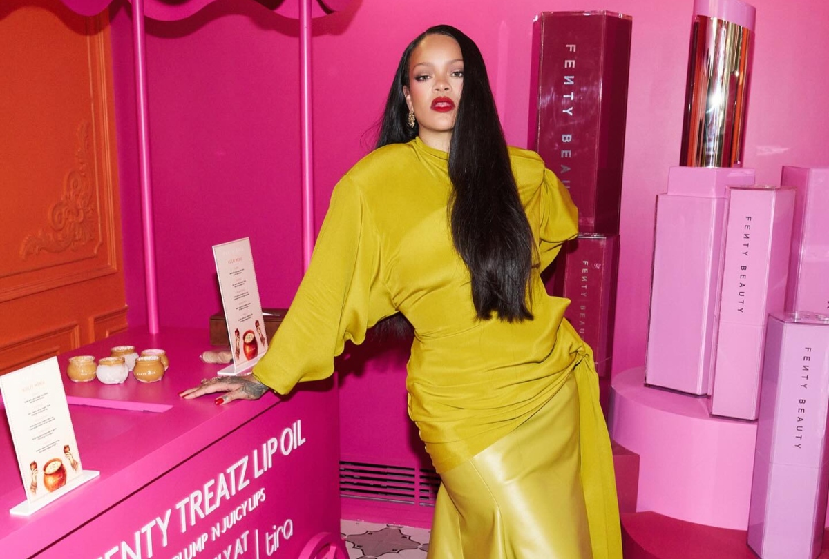 Η Rihanna έχει τουλάχιστον 170 ακυκλοφόρητα τραγούδια στο αρχείο της - Άντε Riri, τι περιμένεις;