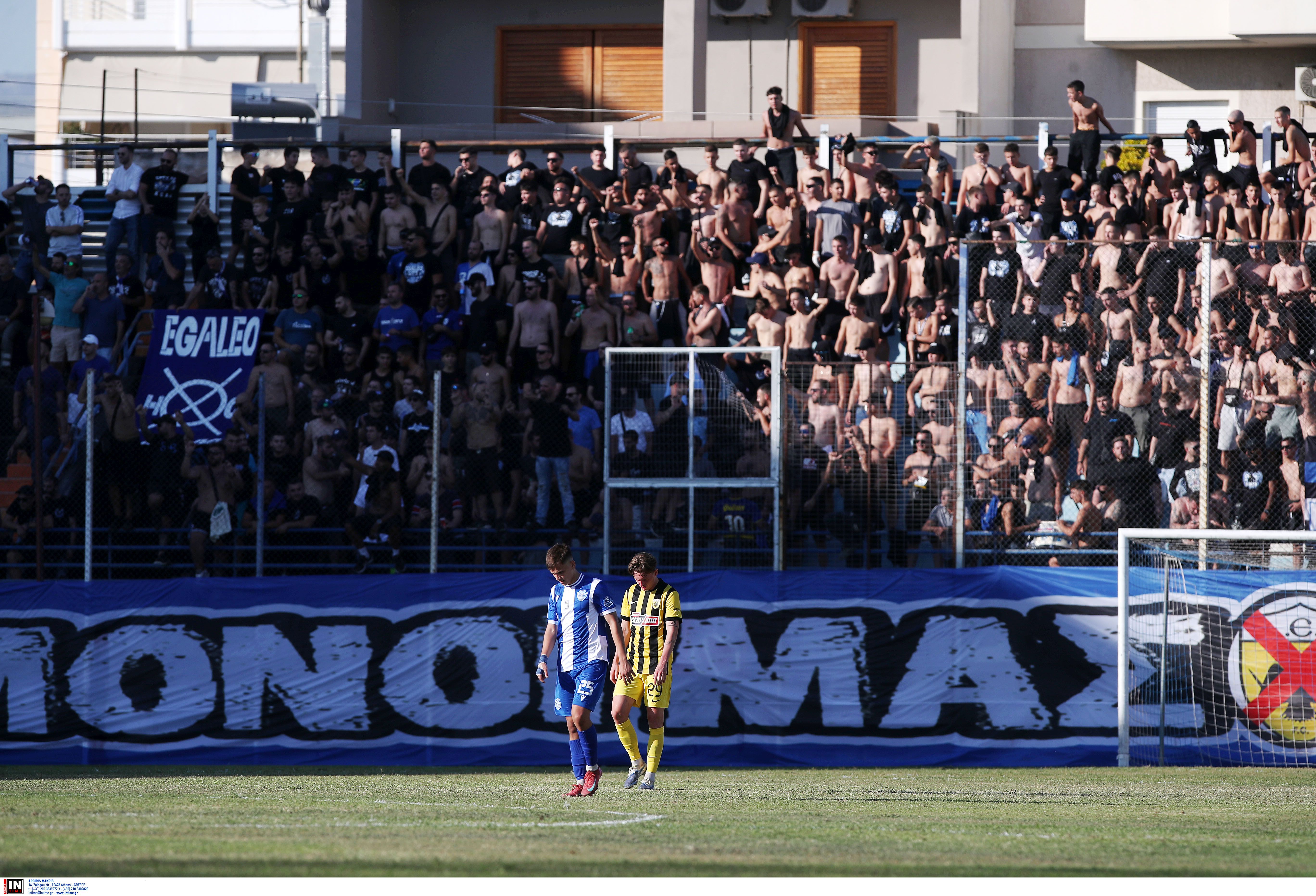 &laquo;&Beta;&rho;ά&zeta;&omicron;&upsilon;&nu;&raquo; &omicron;&iota; &omicron;&pi;&alpha;&delta;&omicron;ί &tau;&omicron;&upsilon; &Alpha;&iota;&gamma;ά&lambda;&epsilon;&omega;: &laquo;&Eta; &omicron;&mu;ά&delta;&alpha; &omicron;&delta;&eta;&gamma;&epsilon;ί&tau;&alpha;&iota; &sigma;&tau;&omicron;&nu; &upsilon;&pi;&omicron;&beta;&iota;&beta;&alpha;&sigma;&mu;ό!&raquo;