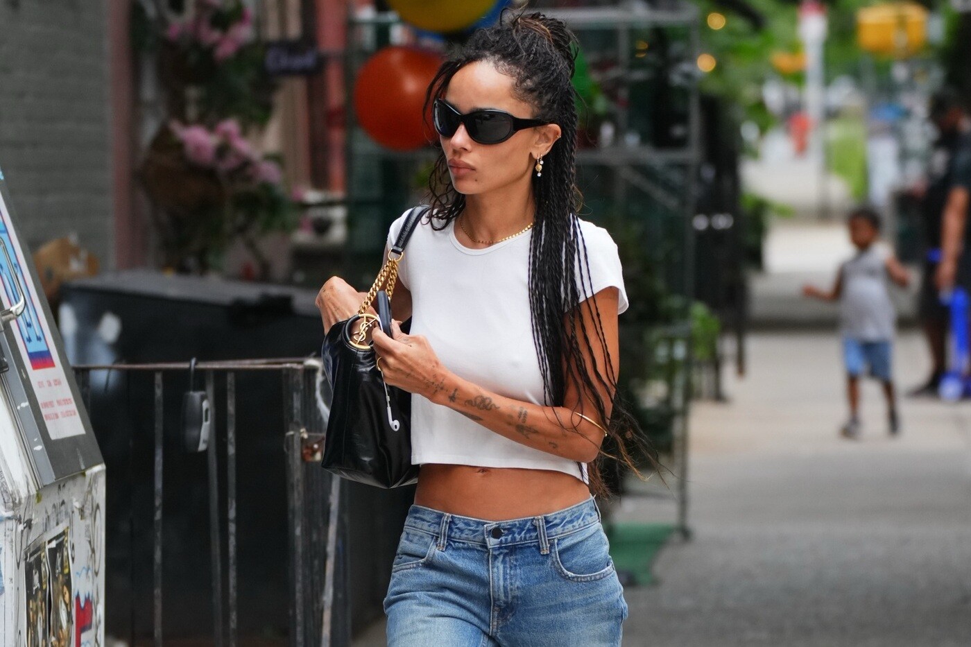 Η εμφάνιση της Zoë Kravitz που θέλω να αντιγράψω αυτό το φθινόπωρο