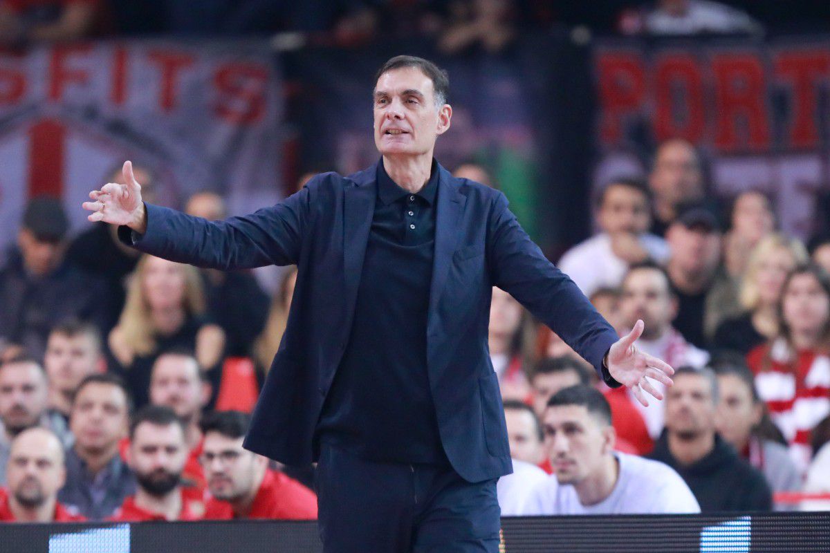 Γιατί ο Μπαρτζώκας καθυστερεί με τον πόιντ γκαρντ