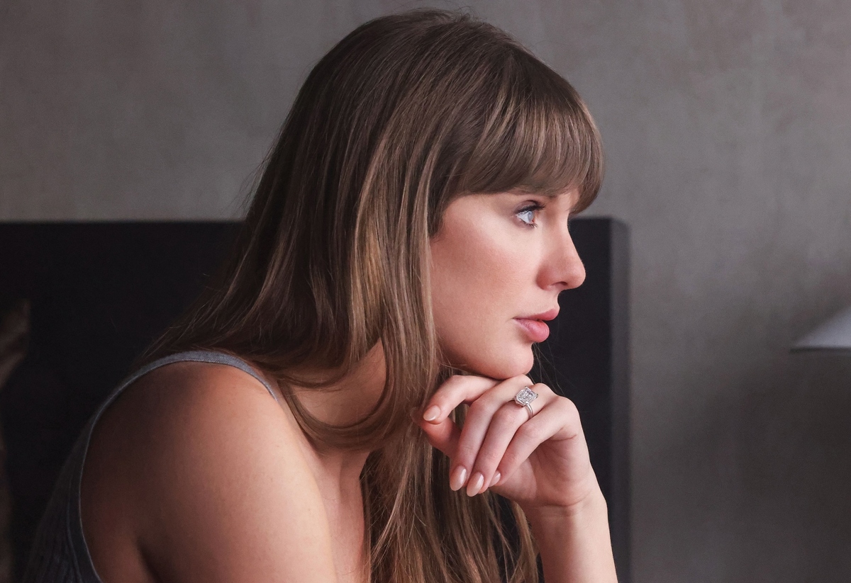 &Eta; Taylor Swift &alpha;&pi;&omicron;&kappa;&alpha;&lambda;ύ&pi;&tau;&epsilon;&iota; &tau;&eta; &delta;&iota;&alpha;&delta;&iota;&kappa;&alpha;&sigma;ί&alpha; &pi;ί&sigma;&omega; &alpha;&pi;ό &tau;&iota;&sigmaf; &kappa;ά&mu;&epsilon;&rho;&epsilon;&sigmaf; &sigma;&tau;&omicron; "Patient Zero"