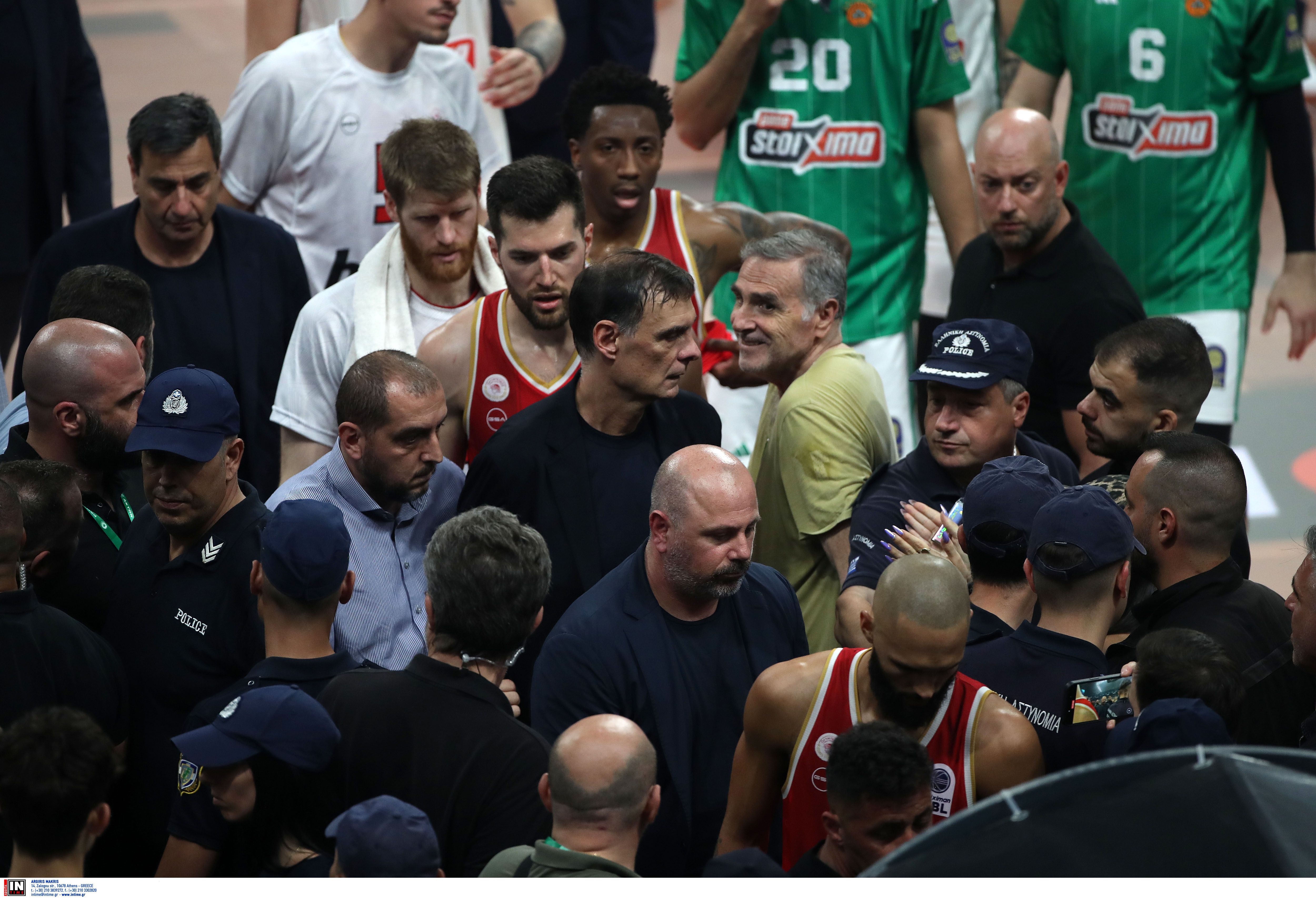 Παναθηναϊκός: «Ο Μπαρτζώκας έβρισε οπαδούς» (vid)