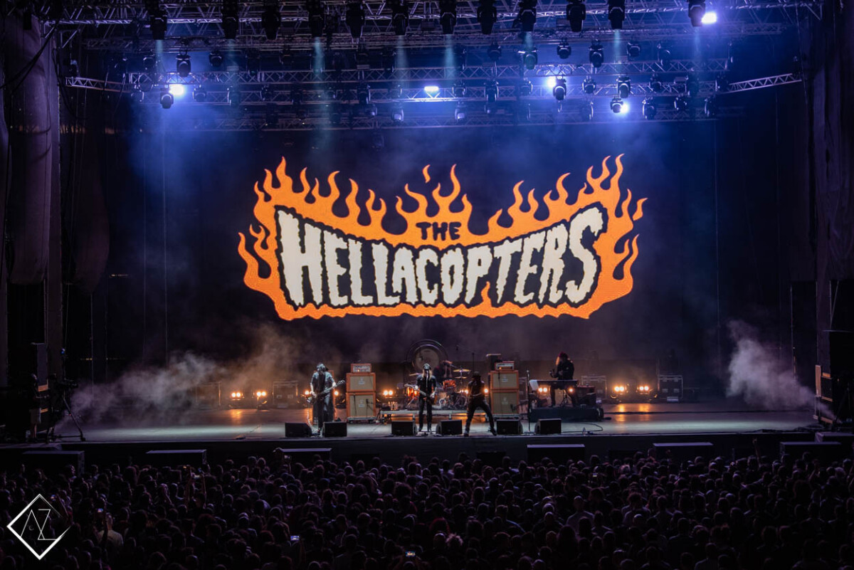 thehellacopters-1