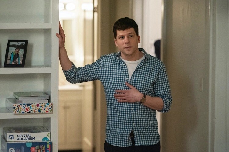 fleishman-is-in-trouble-jesse-eisenberg-photo