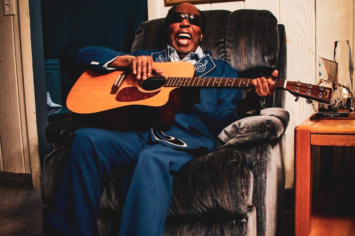 Clarence Carter