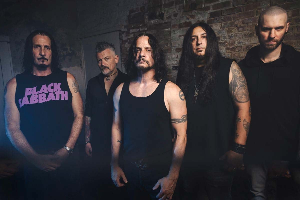 Silvertomb