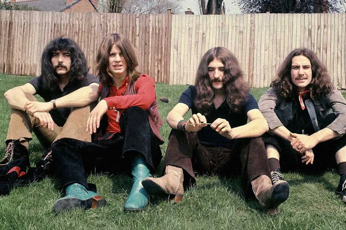 Earth, Black Sabbath