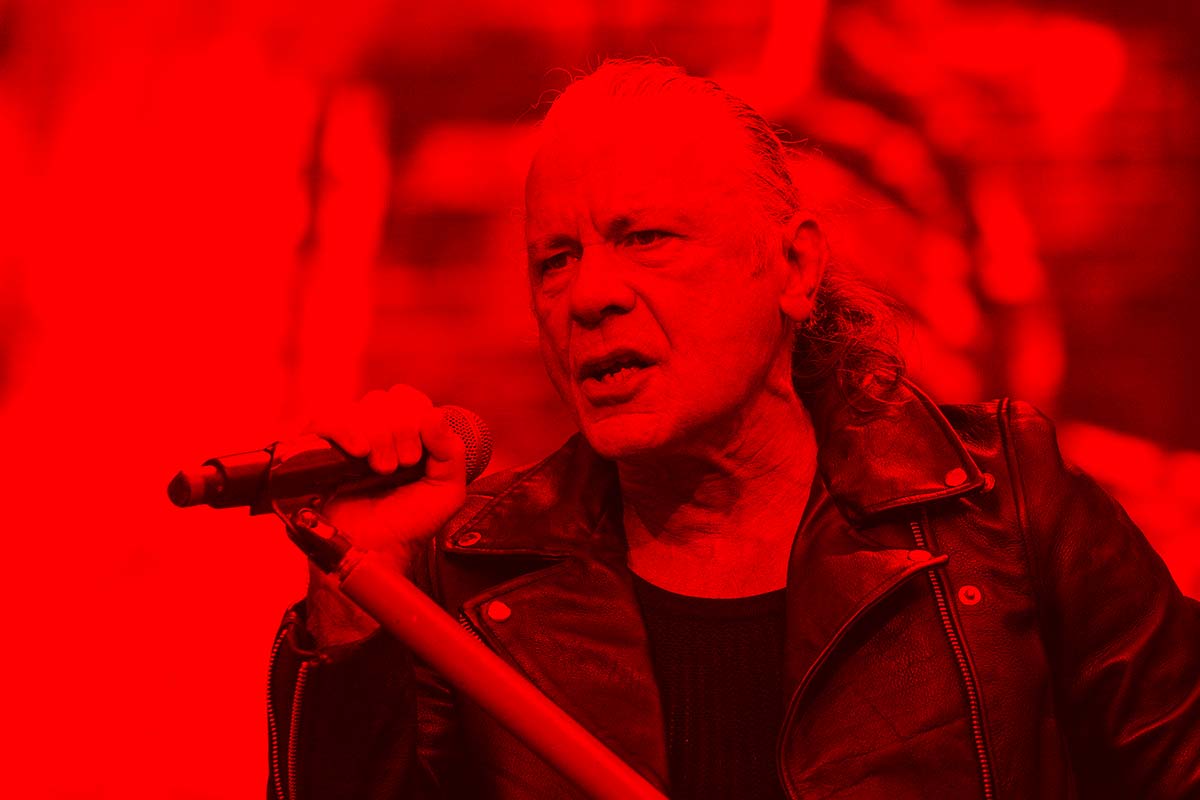 Bruce Dickinson