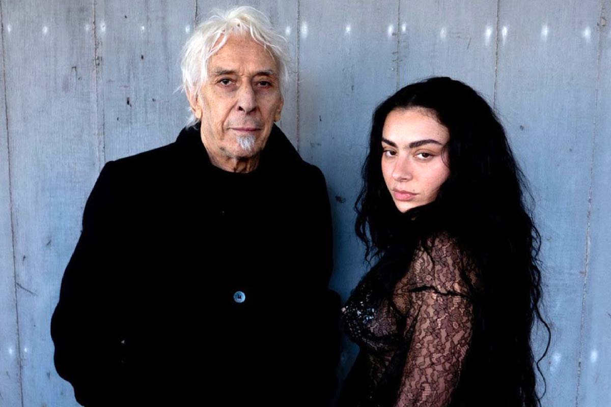 Charli XCX και John Cale
