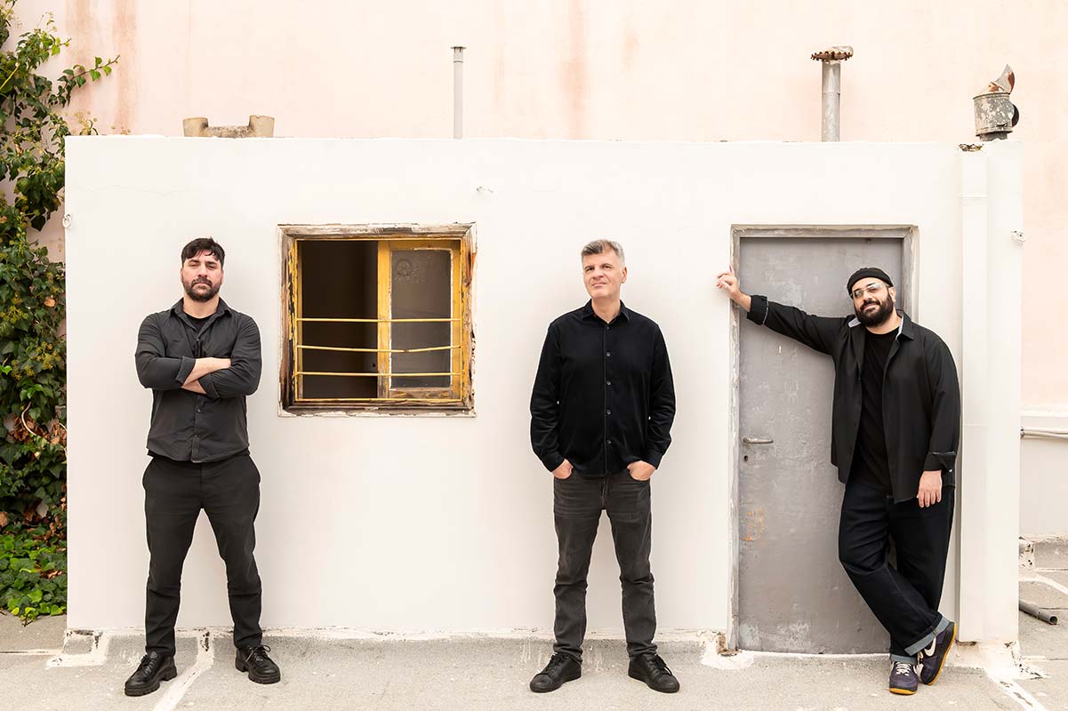 Φοίβος Δεληβοριάς