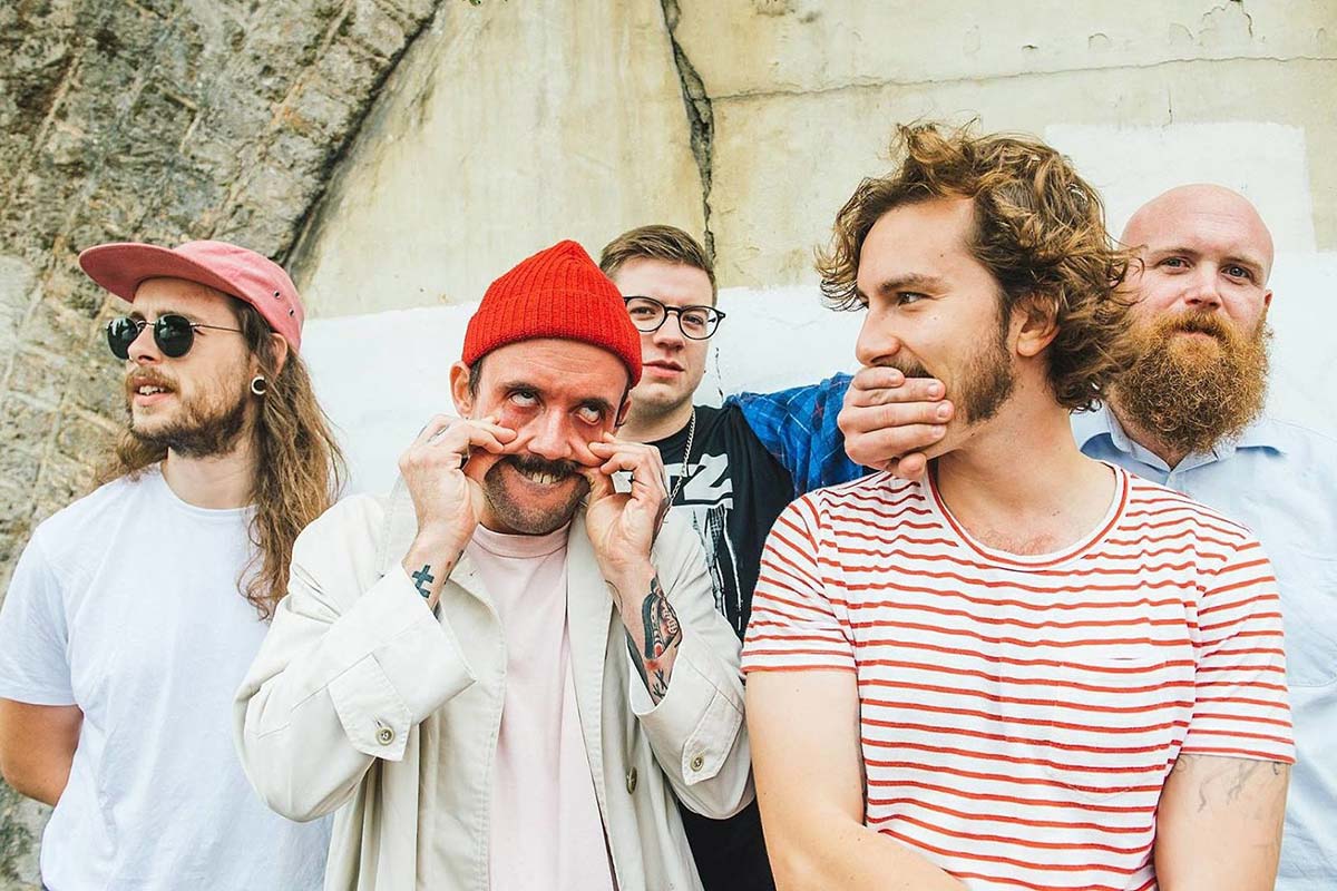 IDLES
