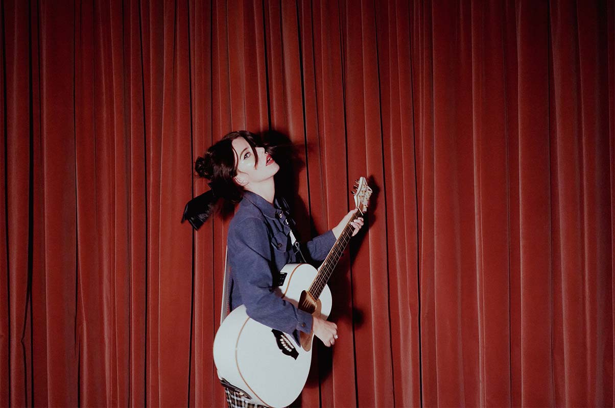  Laura-Mary Carter