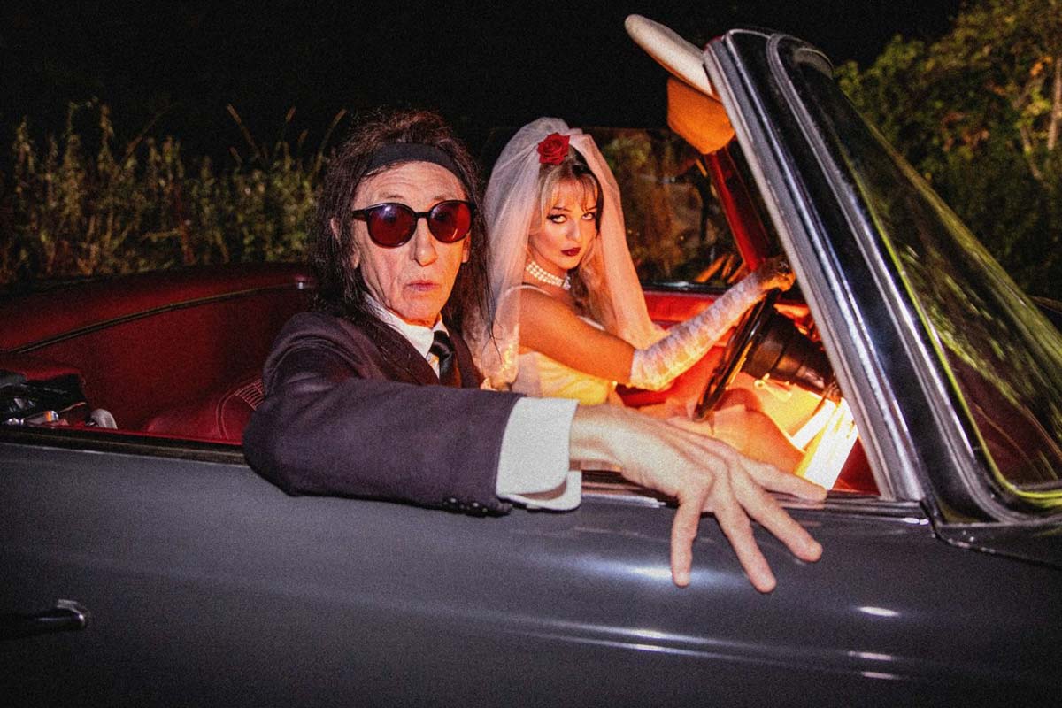 Luvcat και John Cooper Clarke