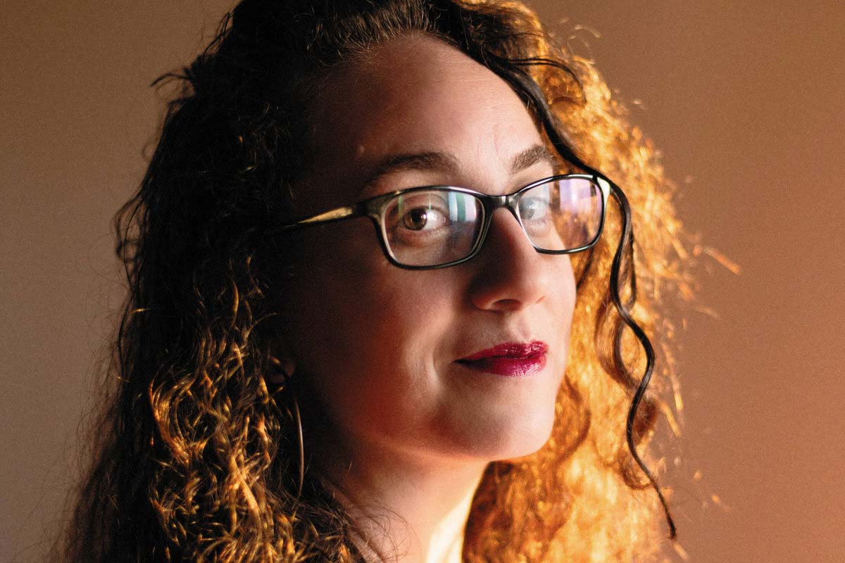 Nefeli Walking Undercover