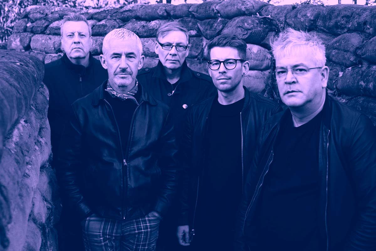 Sad Lovers and Giants