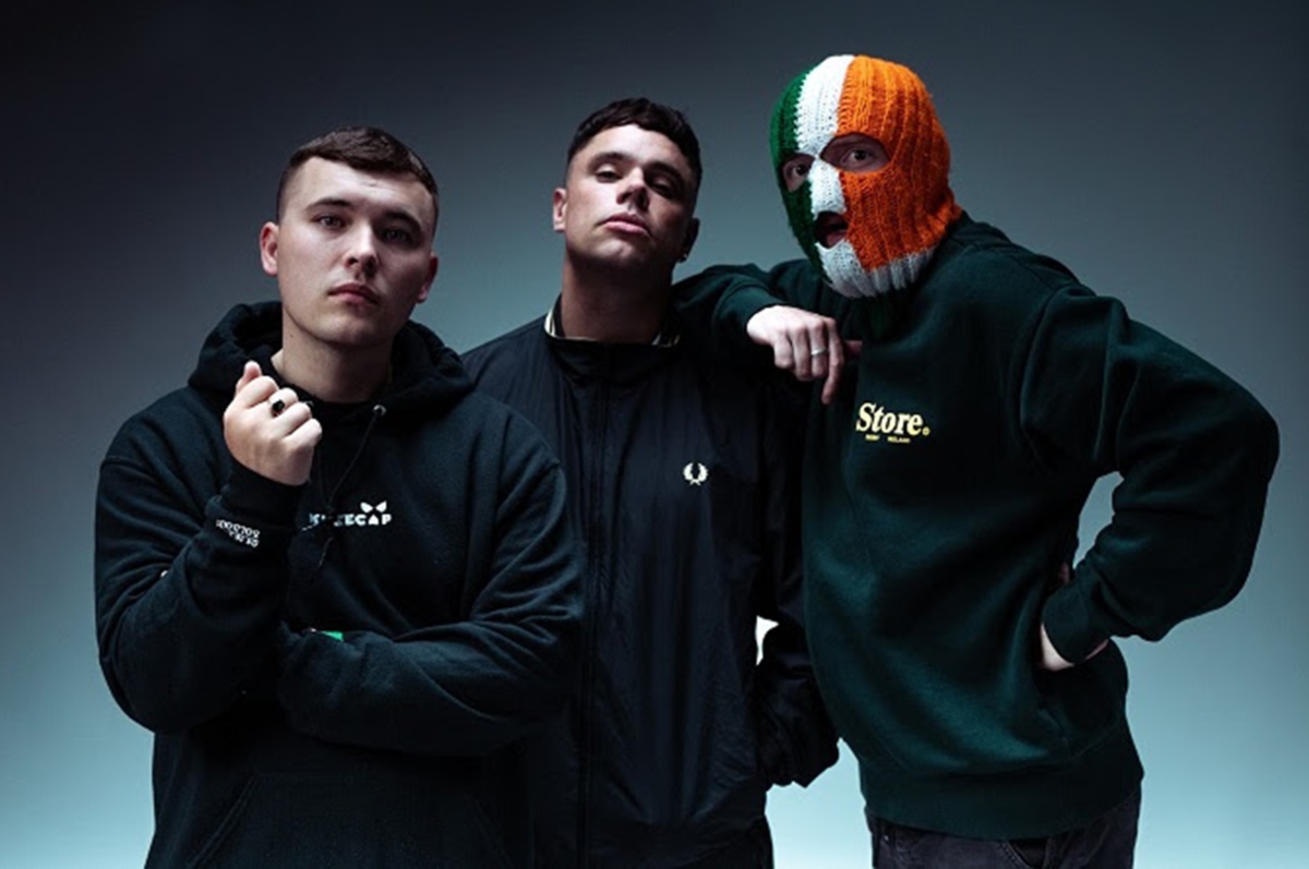 Οι Kneecap επιστρέφουν στο Rockwave Festival με επαναστατικό hip hop και νέο δίσκο 