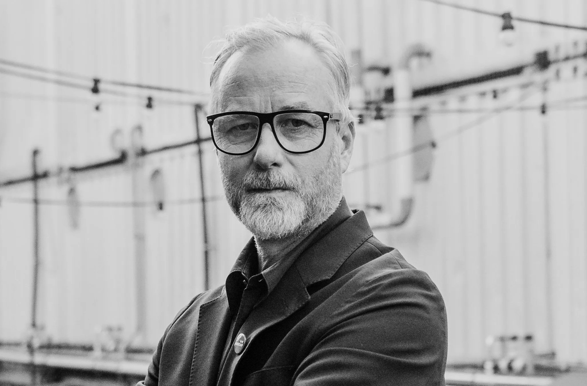 Ο Matt Berninger των The National κυκλοφορεί νέο EP με διασκευές σε New Order και Velvet Underground
