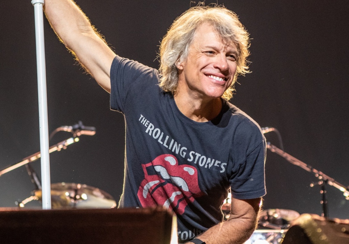 O Jon Bon Jovi επιστρέφει με tour, μετά τη σοβαρή επέμβαση στις φωνητικές χορδές του
