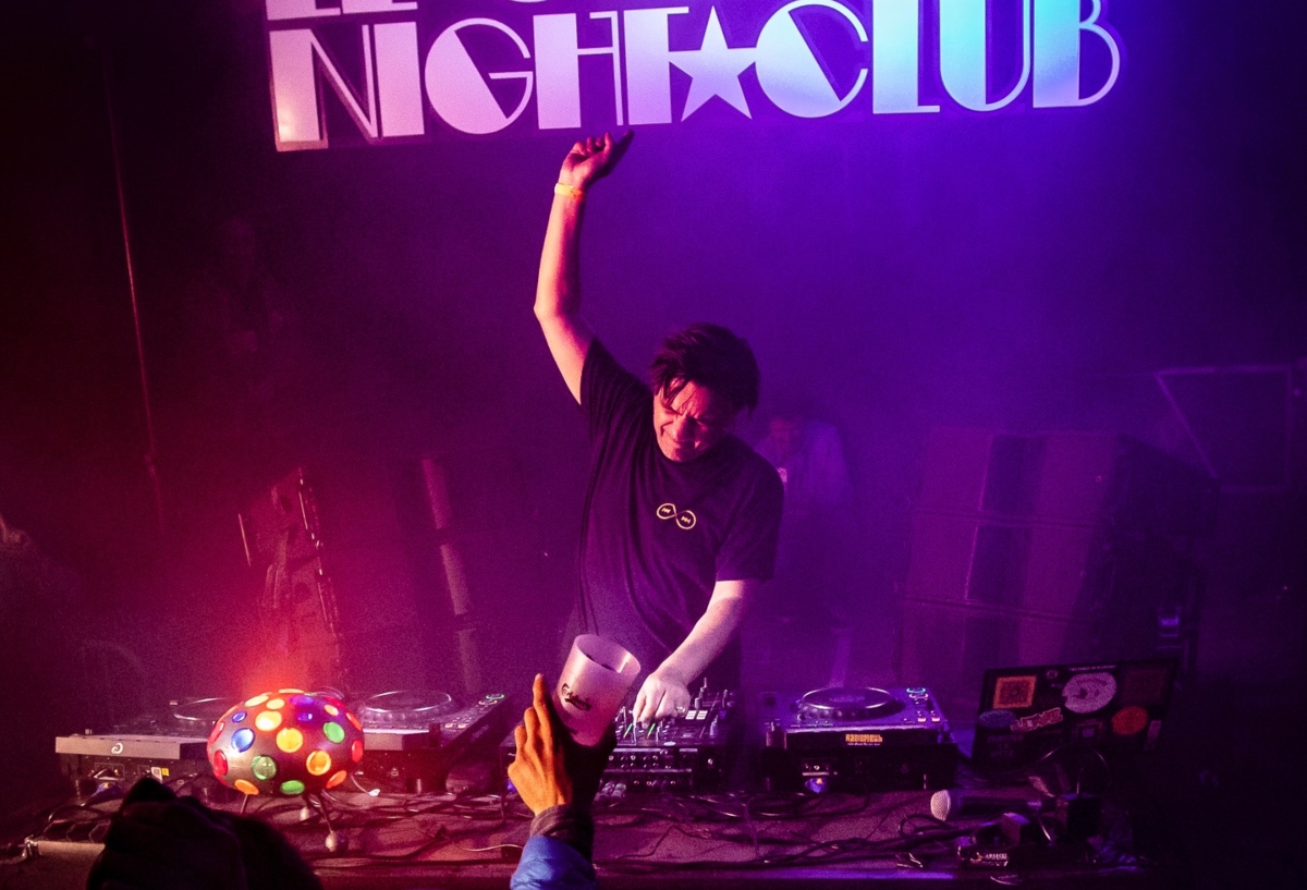 Laurent Garnier: Νέα βιογραφία για τη ζωή και την πορεία ενός πρωτοπόρου της ηλεκτρονικής μουσικής