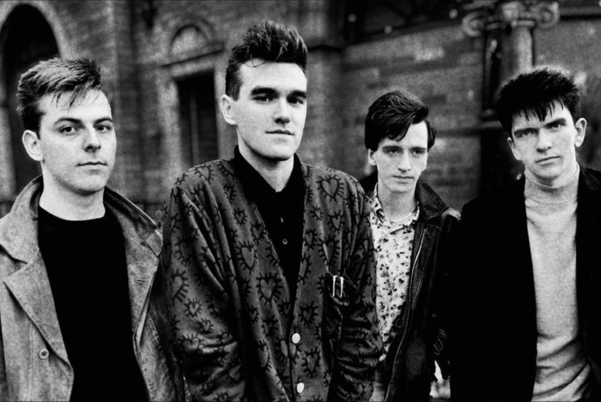 Οι Smiths γιορτάζουν τα 40 χρόνια του The Queen Is Dead με μια ειδική περιοδεία (χωρίς Morrissey και Marr)