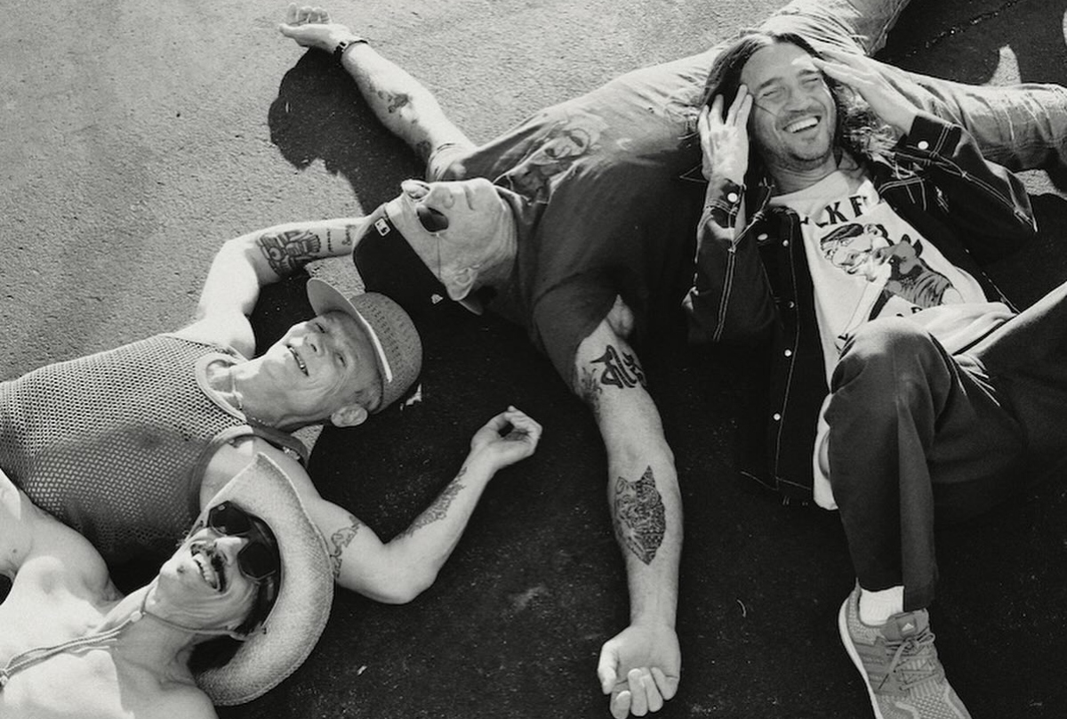 Ο Chad Smith επιβεβαιώνει την επιστροφή των Red Hot Chili Peppers στο στούντιο τον Σεπτέμβριο