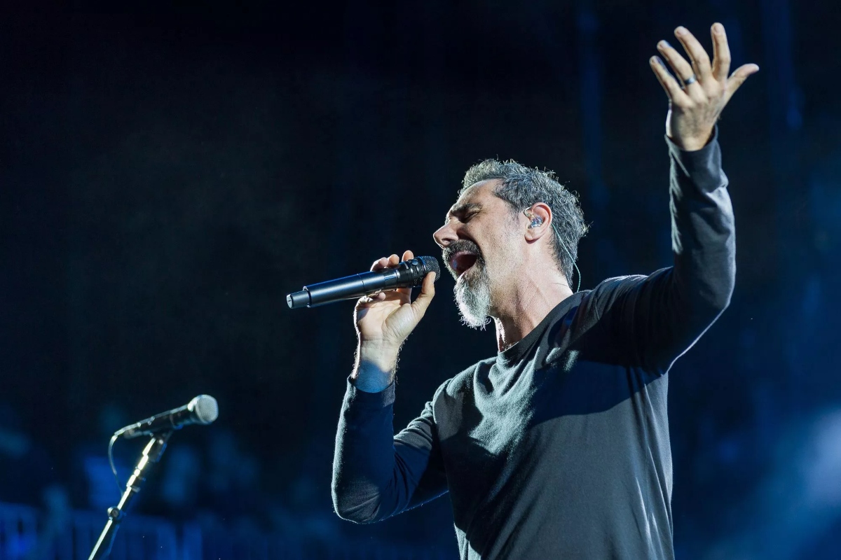 Ο Serj Tankian κατηγορεί το καθεστώς Netanyahu ότι εκμεταλλεύεται την αρμενική γενοκτονία για πολιτικό όφελος