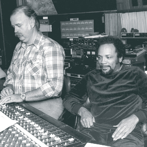 Bruce Swedien και Quincy Jones στο studio το 1982.