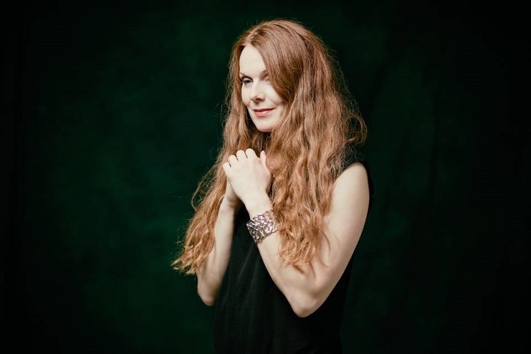 машина kari rueslatten. Kari rueslåtten. хайке лангханс. модель karl rueslatten америка. Kari rueslåtten.