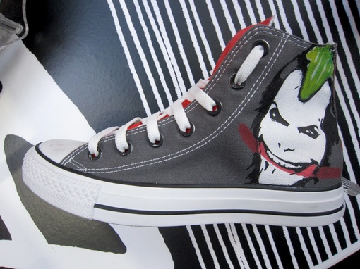 CREATE_YOUR_OWN_CONVERSE_3