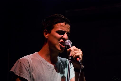 Futureislands_3_Pockets_Full_Of_Sand