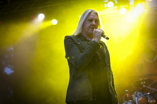 Rockwave13-2_10_Saxon