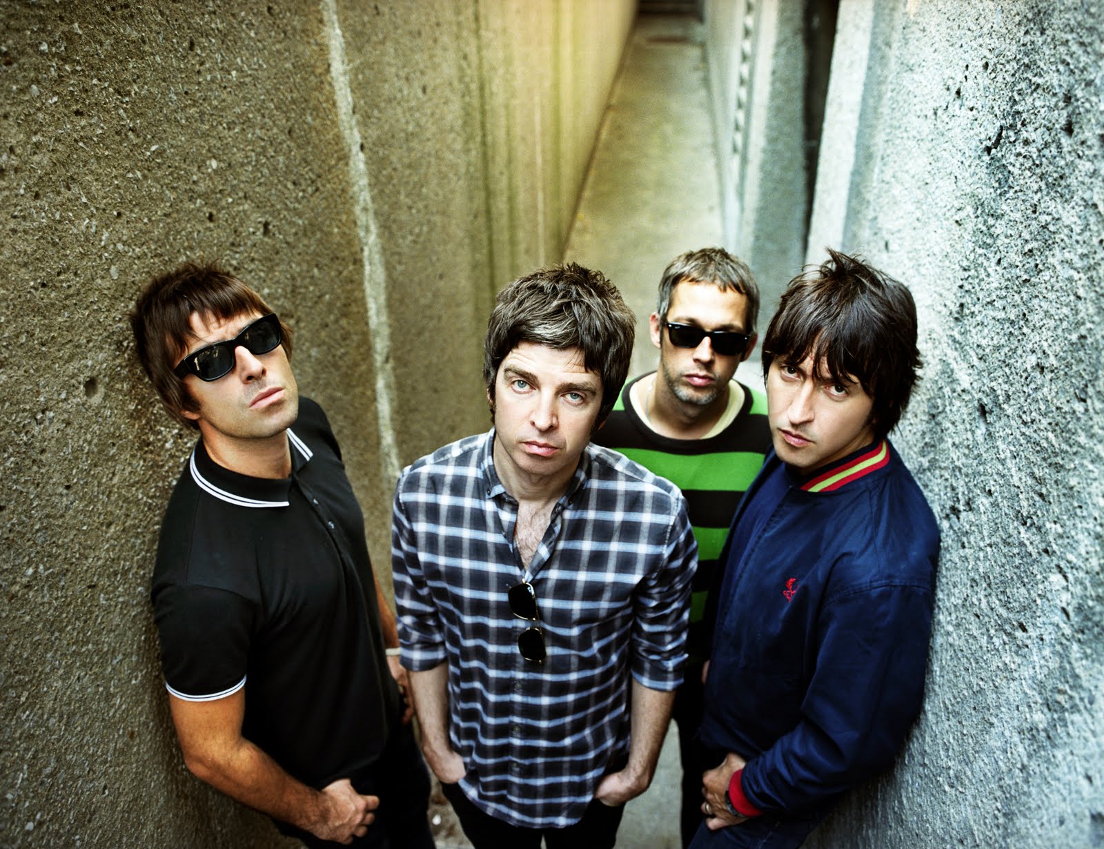 Oasis-Live-at-Maida-Vale-Studios-London-13-May-1994-FM-bootleg