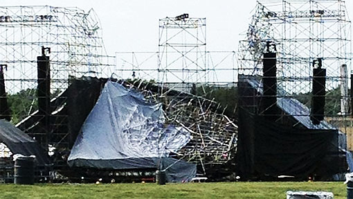 radiohead-stage-collapse
