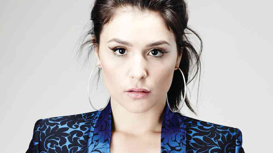 jessie-ware_wide-5a52d07332cd35ec635c9cd1b6873dd208fc541e-s6-c30