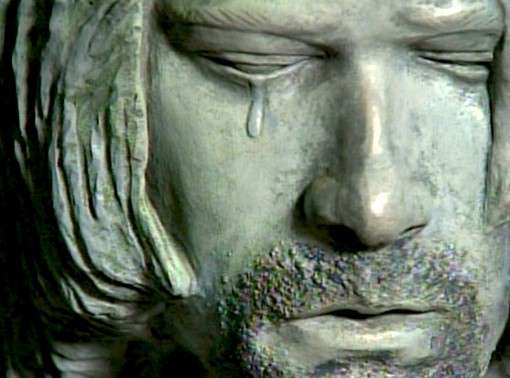rs_560x415-140221110525-560.Kurt-Cobain-Crying-Statue-2.jl.022114