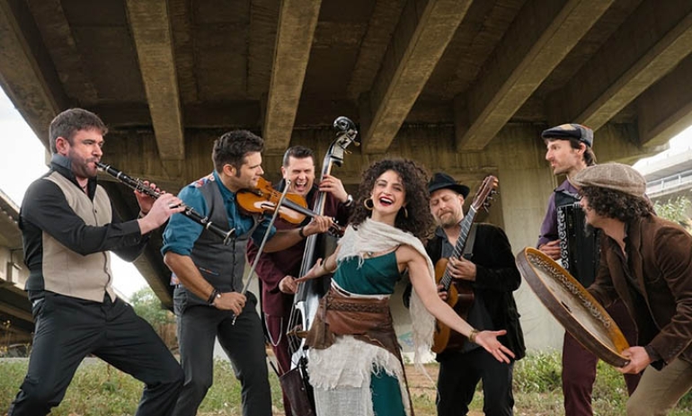 Barcelona Gipsy BalKan Orchestra