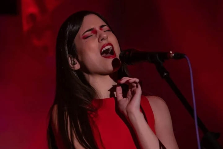 Marva Von Theo, Moonmoth