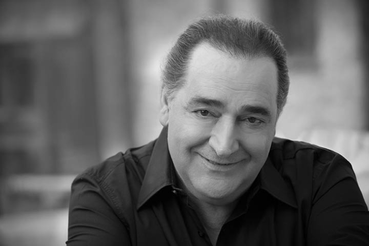 Μεγάλη Συναυλία-Αφιέρωμα Στον Βασίλη Καρρά