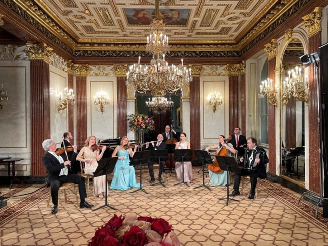 Operetta Gala: Vienna Schoenbrunn Palace Orchestra